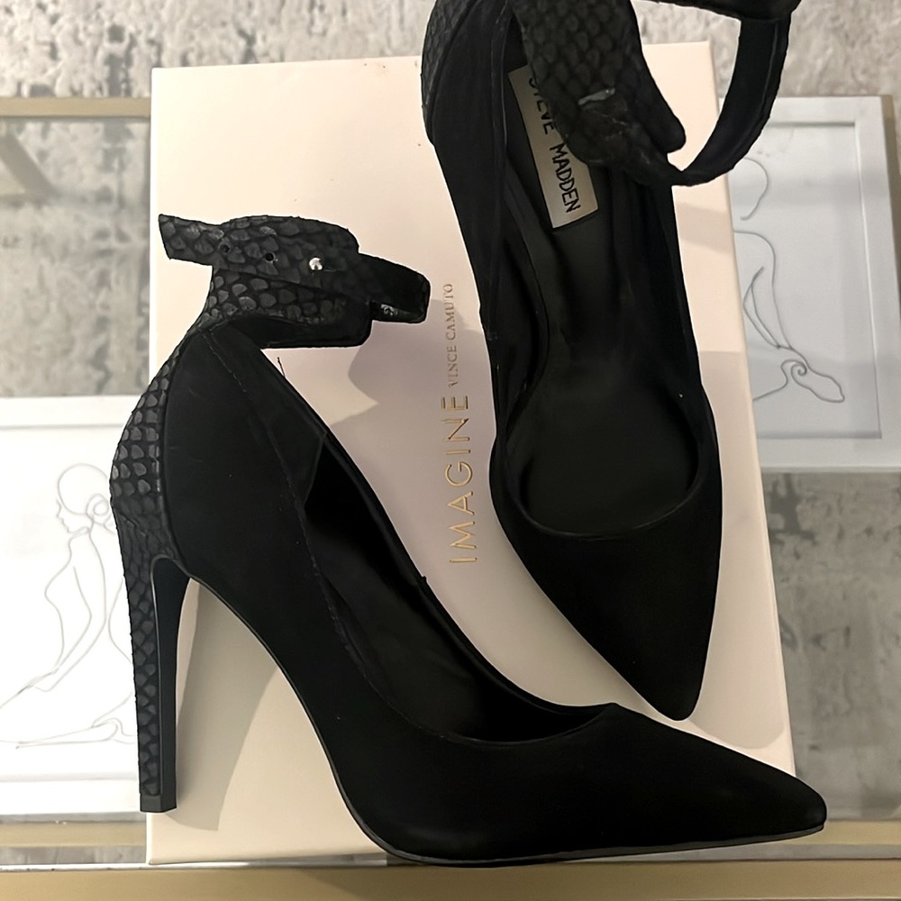 Steve Madden BUNGALOW